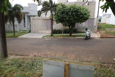 Terreno &agrave; venda - 220m&sup2; - JARDIM VELEIROS