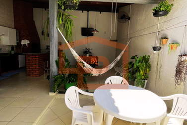 Sobrado &agrave; venda - 188m&sup2; - Zona II