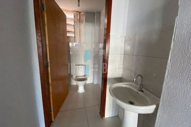 Sal&atilde;o Comercial para alugar - Zona I