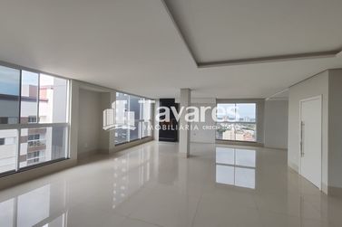 Apartamento &agrave; venda - 223m&sup2; - Zona II