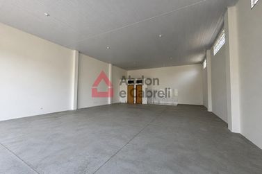 Sal&atilde;o Comercial para alugar - 120m&sup2; - Zona II