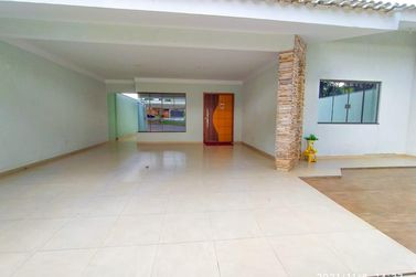 Casa &agrave; venda - 275m&sup2; - Zona I