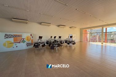 Terreno &agrave; venda - 610m&sup2; - Zona III