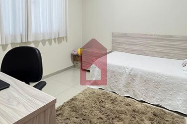 Casa &agrave; venda - 233m&sup2; - Jardim Tamoio