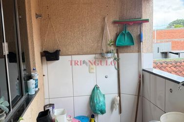 Sobrado &agrave; venda - 250m&sup2; - ZONA I