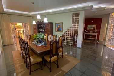 Casa &agrave; venda - 510m&sup2; - Zona II