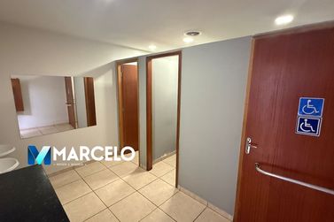 Sal&atilde;o Comercial para alugar - 500m&sup2; - Zona VI
