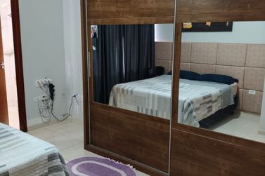 Casa &agrave; venda - 100m&sup2; - Parque Residencial Tokio