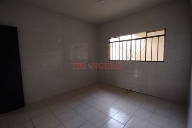 Casa para alugar - ZONA VI