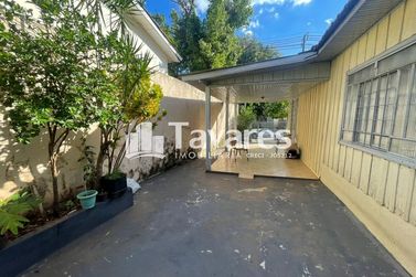 Casa &agrave; venda - 90m&sup2; - Zona VI