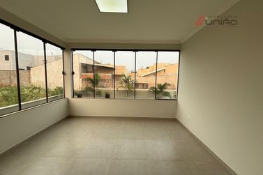 Casa para alugar - 380m&sup2; - Jardim Imigrantes II