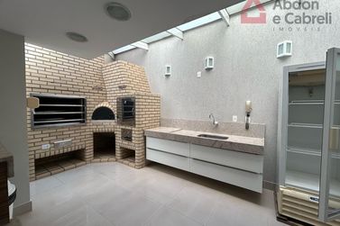 Apartamento para alugar - 100m&sup2; - Zona I