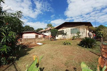 Terreno &agrave; venda - 180m&sup2; - CENTRO