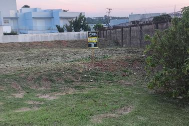 Terreno &agrave; venda - 364m&sup2; - Parque Cidade Jardim II