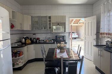 Casa &agrave; venda - 140m&sup2; - Jardim Para&iacute;so