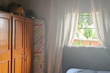 Casa &agrave; venda - 75m&sup2; - CONJUNTO RESIDENCIAL CORREGO LONGE