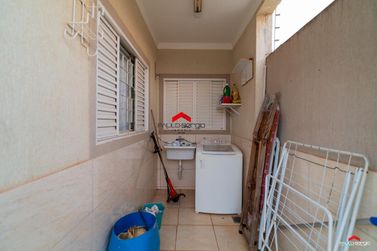 Casa &agrave; venda - 100m&sup2; - Parque do Lago