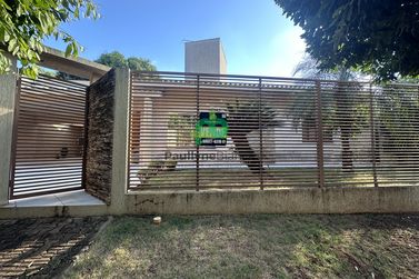 Casa &agrave; venda - 2688m&sup2; - Condominio Golden Lake