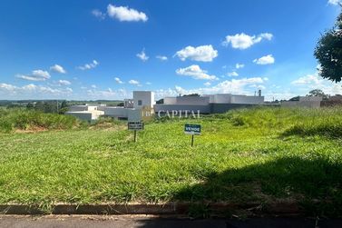 Terreno &agrave; venda - 245m&sup2; - Parque Residencial Metropolitano II