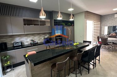 Casa &agrave; venda - 200m&sup2; - Condominio Residencial Ecoville