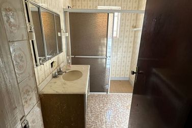 Casa &agrave; venda - 319m&sup2; - ZONA II