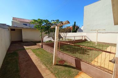 Casa &agrave; venda - 140m&sup2; - JARDIM GISELA