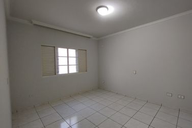 Casa &agrave; venda - 144m&sup2; - ZONA III
