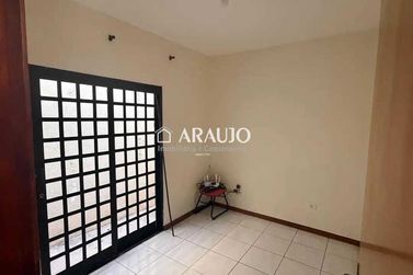 Casa &agrave; venda - 133m&sup2; - Jardim Los Angeles