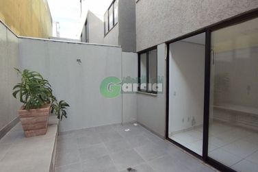 Apartamento &agrave; venda - 49m&sup2; - Zona II
