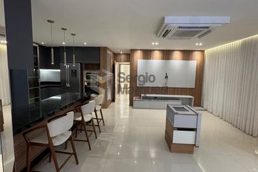 Apartamento &agrave; venda - 300m&sup2; - Zona III