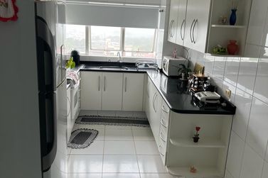 Apartamento &agrave; venda - 182m&sup2; - Centro