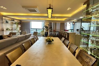 Apartamento &agrave; venda - 330m&sup2; - Zona II
