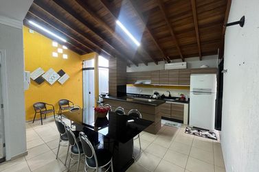 Casa &agrave; venda - 224m&sup2; - Jardim Birig&uuml;i