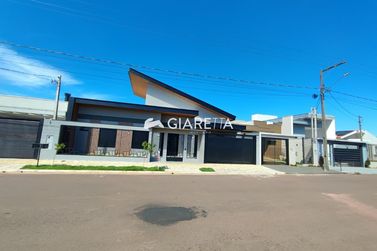 Casa &agrave; venda - 142m&sup2; - JARDIM GISELA
