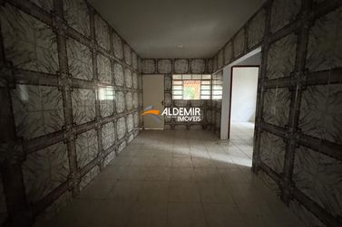 Casa para alugar - 92m&sup2; - Zona 06