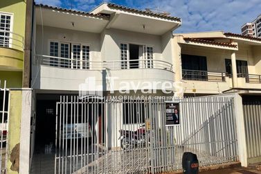 Sobrado &agrave; venda - 145m&sup2; - Zona II