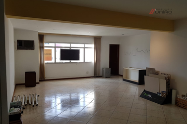 Sal&atilde;o Comercial para alugar - 90m&sup2; - Zona 1