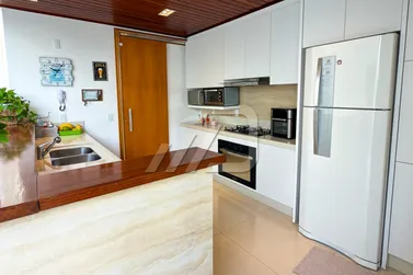 Sobrado &agrave; venda - 229m&sup2; - Jardim Veleiros