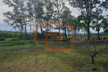 Ch&aacute;cara &agrave; venda - 21000m&sup2; - Zona Rural