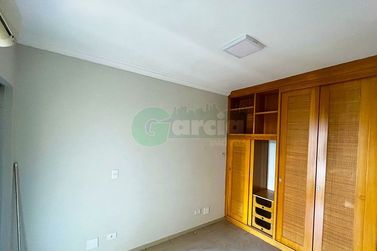 Apartamento &agrave; venda - 74m&sup2; - Zona I
