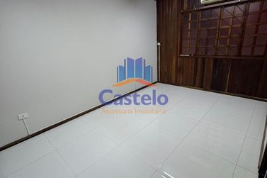 Casa para alugar - 130m&sup2; - ZONA I-A