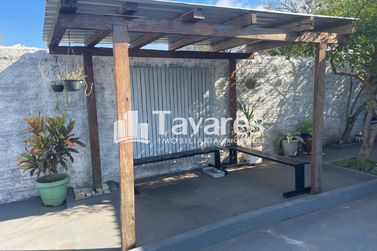 Casa &agrave; venda - 100m&sup2; - Parque Tarum&atilde;