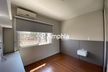 Casa &agrave; venda - 230m&sup2; - Neva
