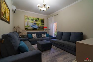 Sobrado &agrave; venda - 600m&sup2; - Zona II