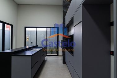 Casa para alugar - 144m&sup2; - ZONA III