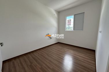 Apartamento para alugar - 49m&sup2; - Zona 5