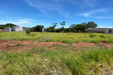 Terreno &agrave; venda - 161m&sup2; - Parque Laura Gomes