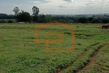 Ch&aacute;cara &agrave; venda - 20000m&sup2; - Zona Rural