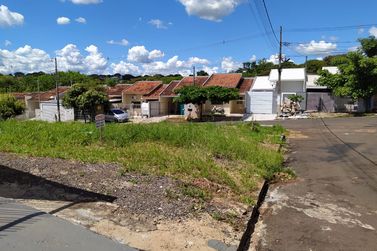 Terreno &agrave; venda - 136m&sup2; - Jardim Modelo I
