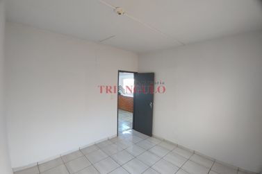 Casa para alugar - JARDIM PRIMAVERA